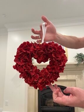 Tiny Red Heart Floral Wreath